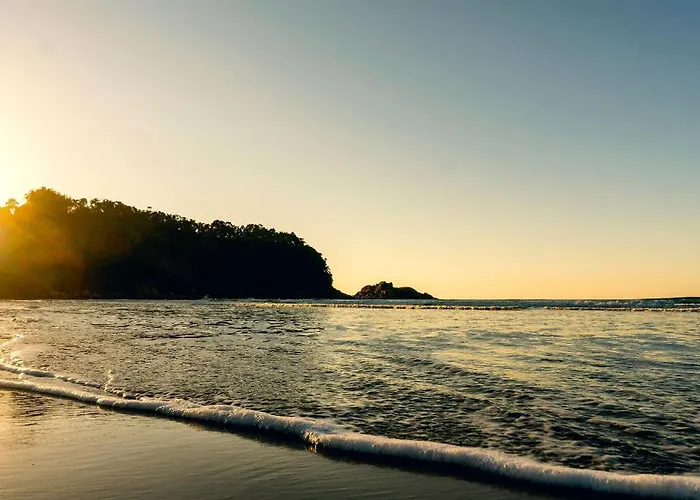 Apartamento Praia Grande Ubatuba 2 vagas garagem Internet WiFi